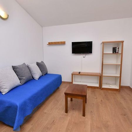 Apartment Damir Primošten Buitenkant foto