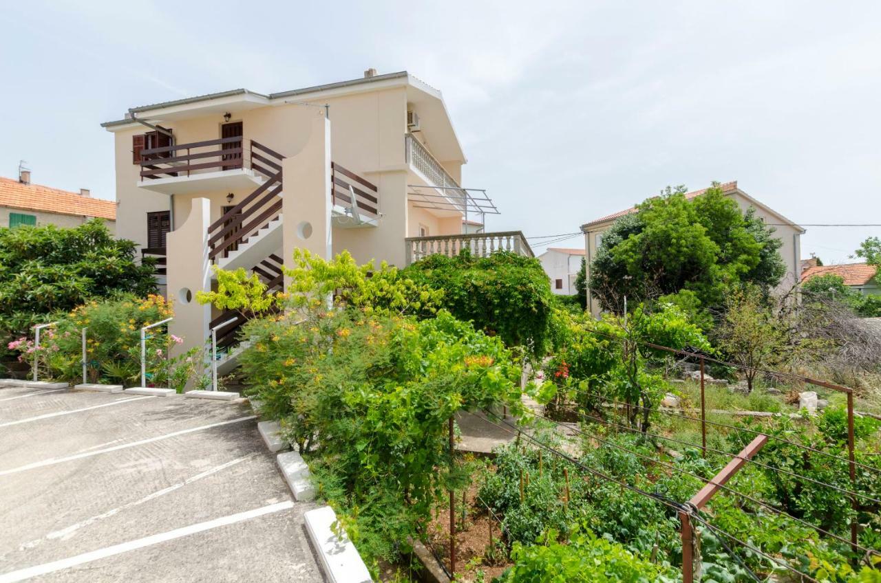 Apartment Damir Primošten Buitenkant foto