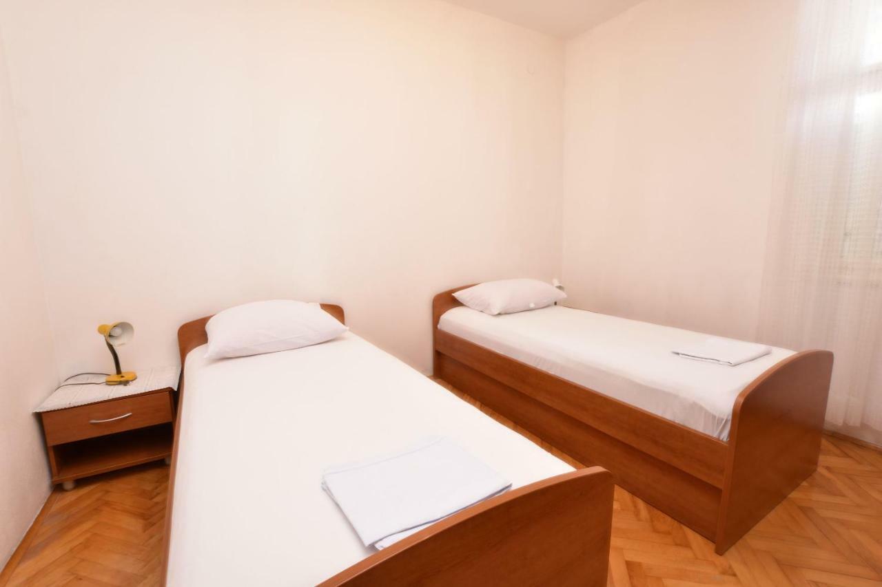 Apartment Damir Primošten Buitenkant foto