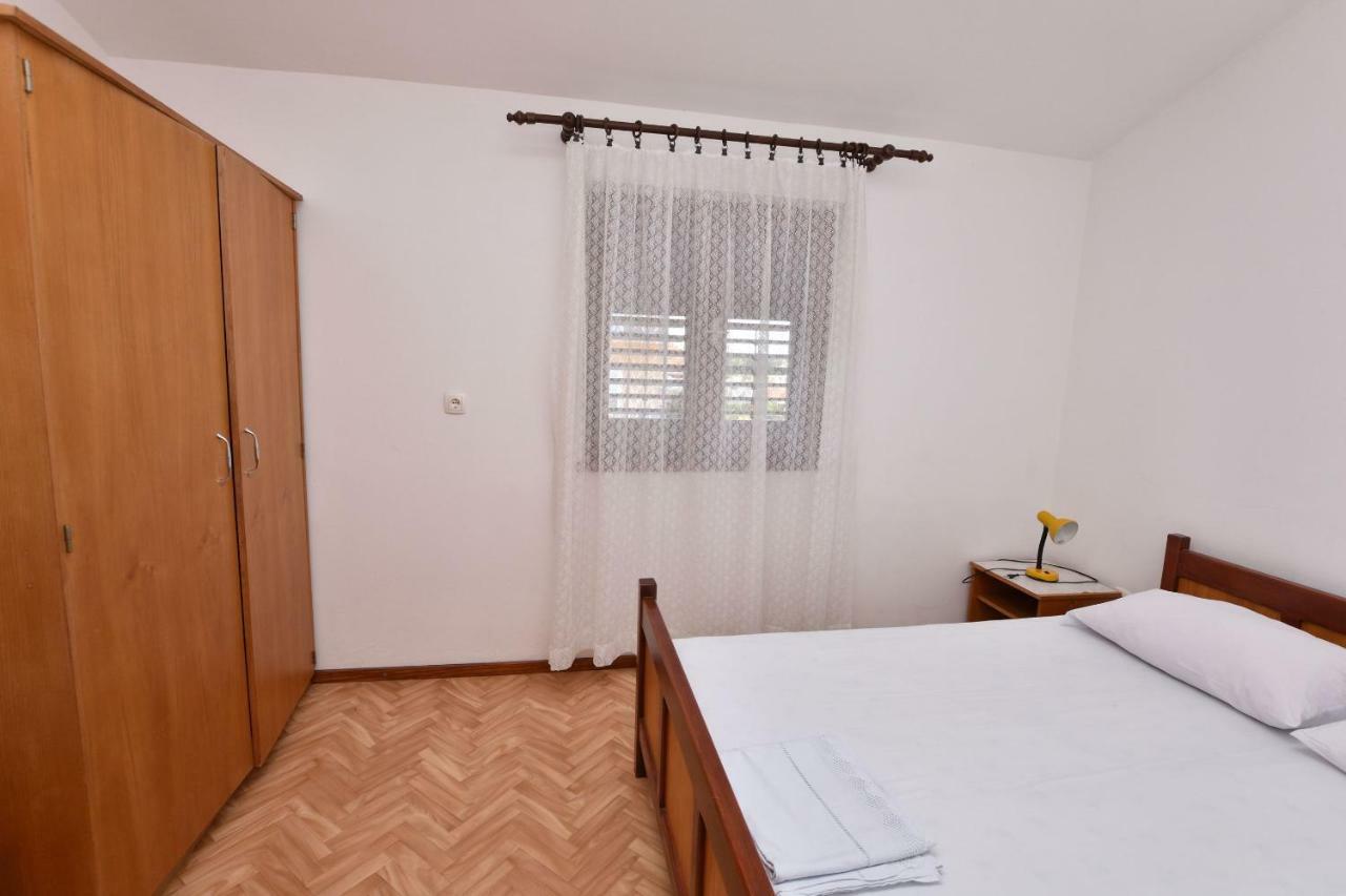 Apartment Damir Primošten Buitenkant foto