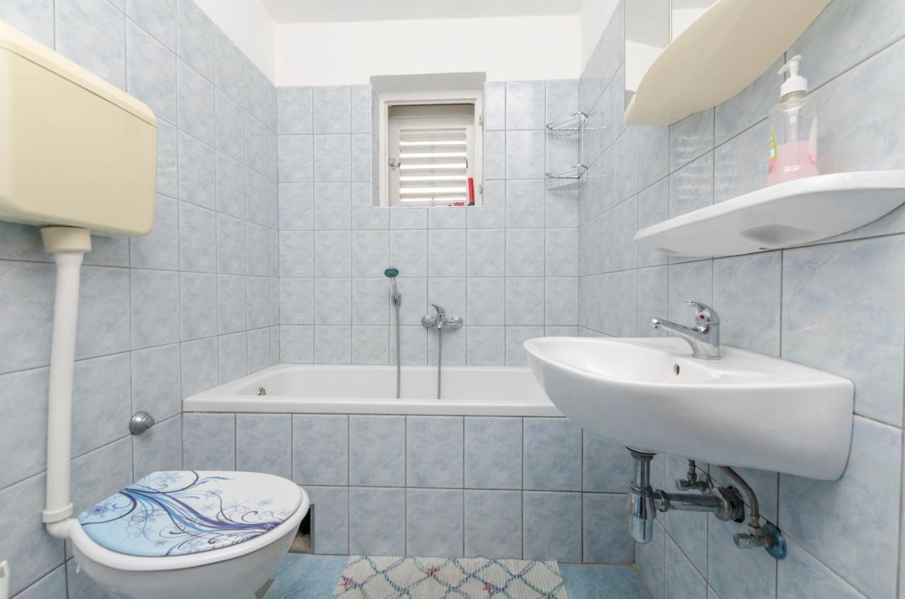 Apartment Damir Primošten Buitenkant foto